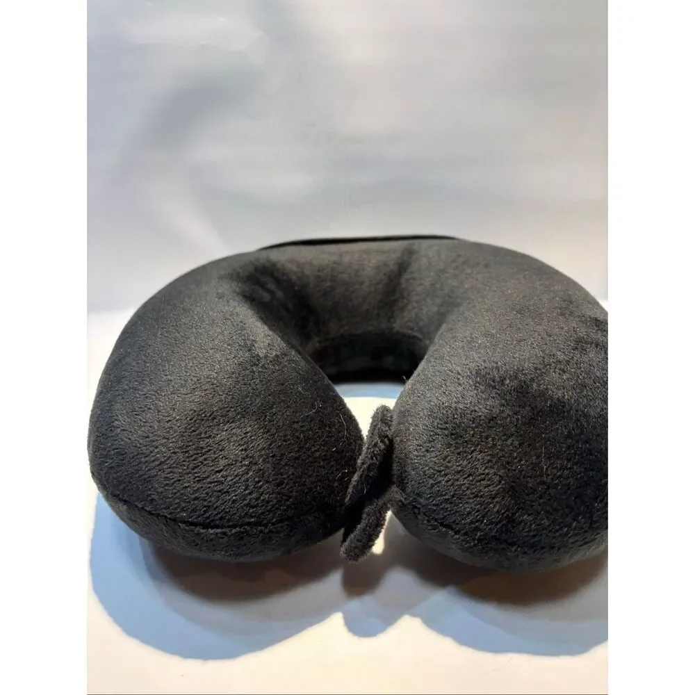 Travel neck pillow